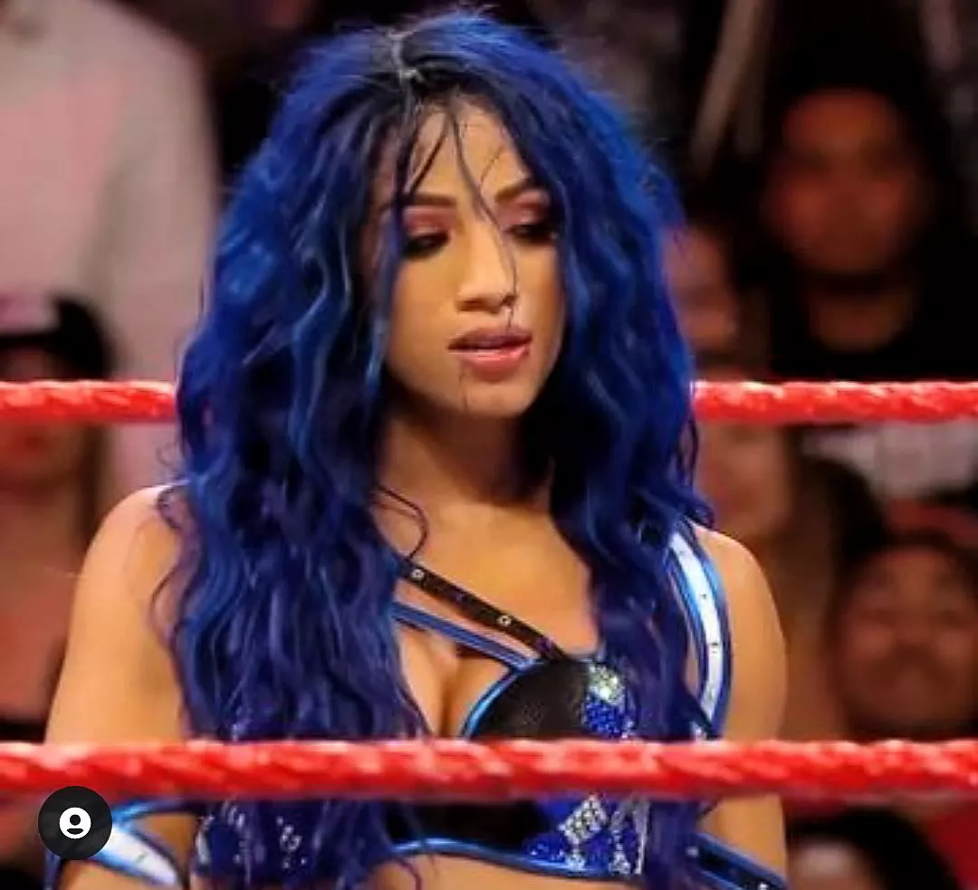 sasha banks after 5 rounds