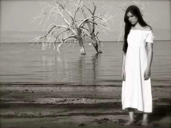 Sasha posing beautifully 😍