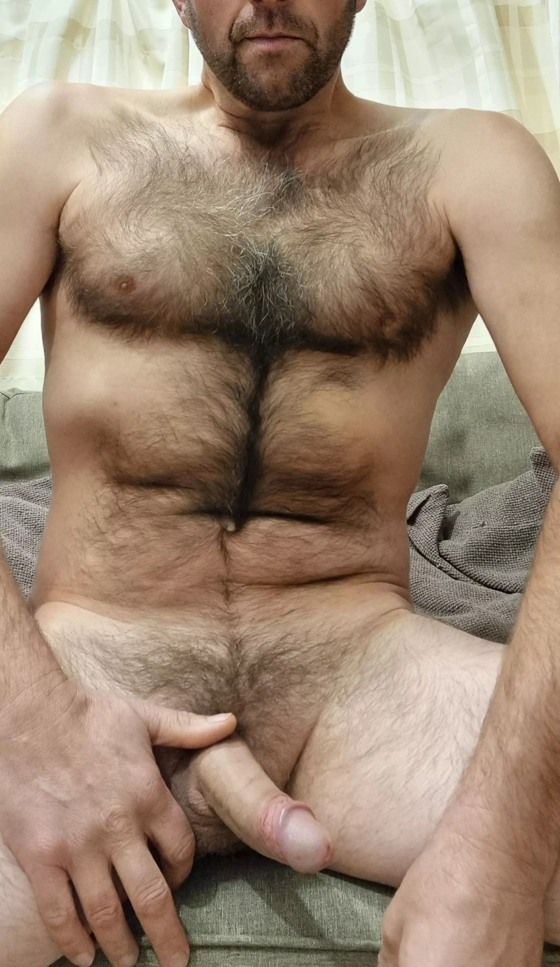 Sat waiting for you to give me a rub 😉