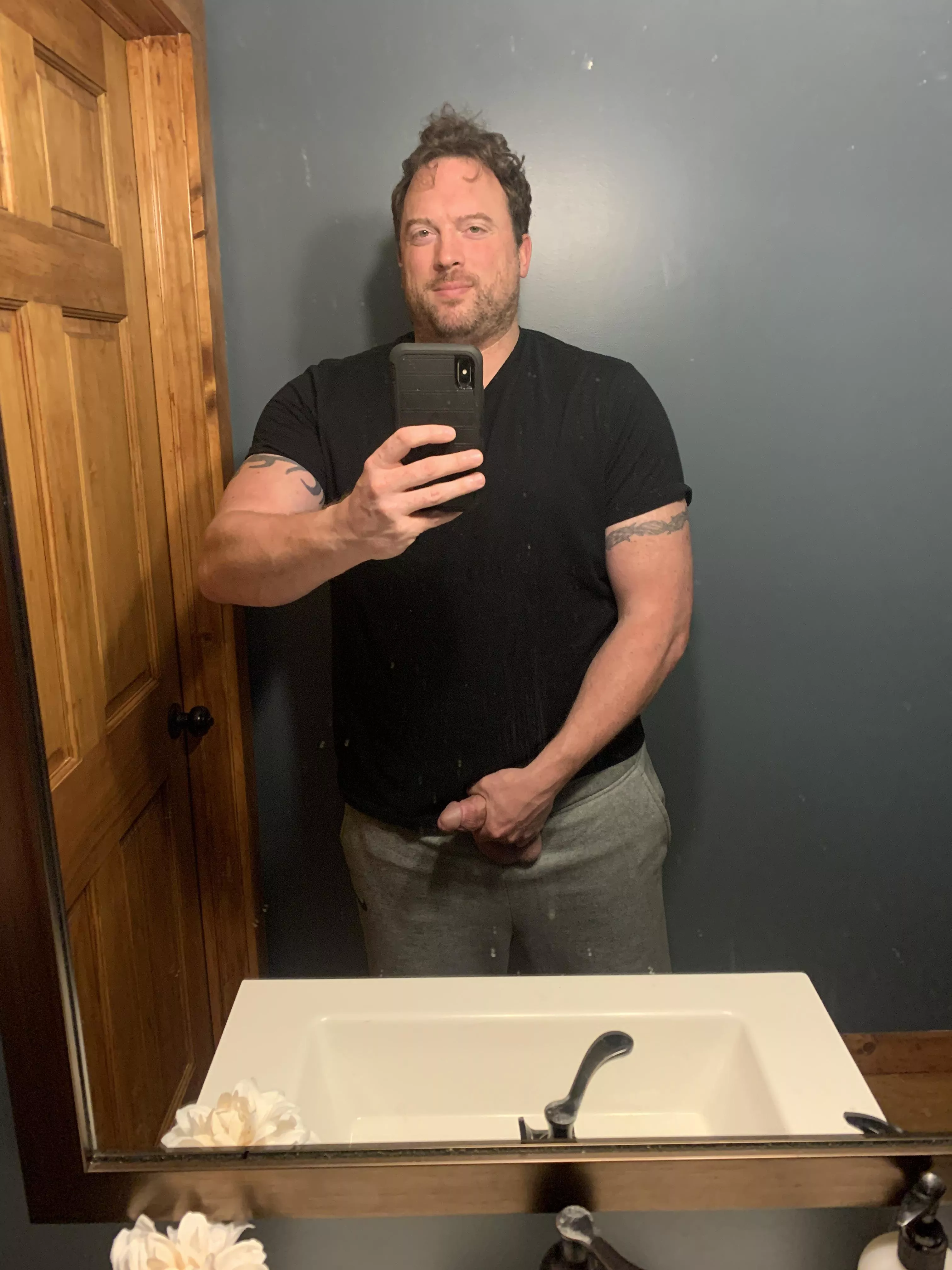 Saturday morning bed head and a fat cock Saturday morning bed head and a fat cock