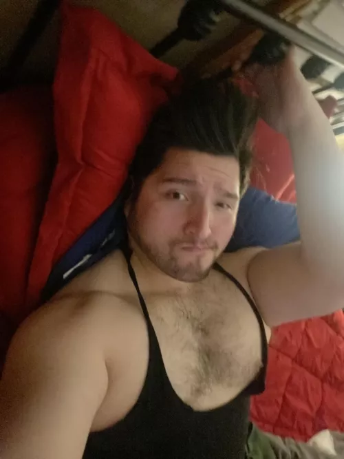 Saturday night just me alone in bedπ€·π»ββοΈhit me up Brosβ¦
