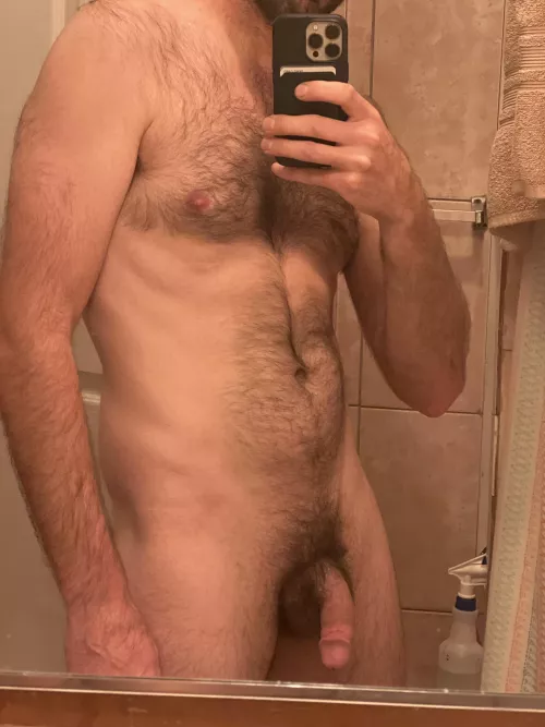 Saturday night otter 🤓