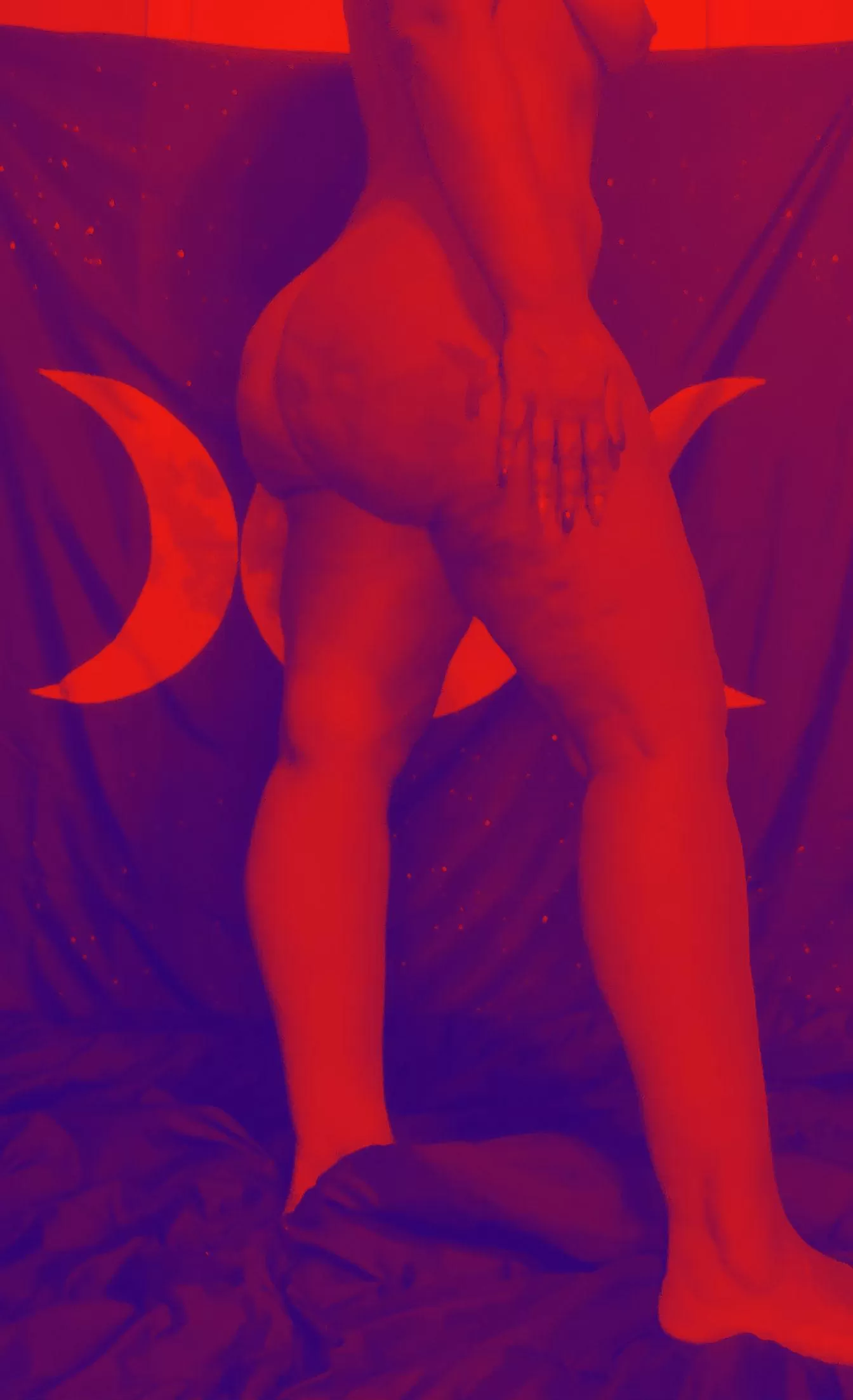 Saturdays are for red light specials. Come get full access to everything right away plus enjoy a special discount this week only 💦 link in my bio 😜