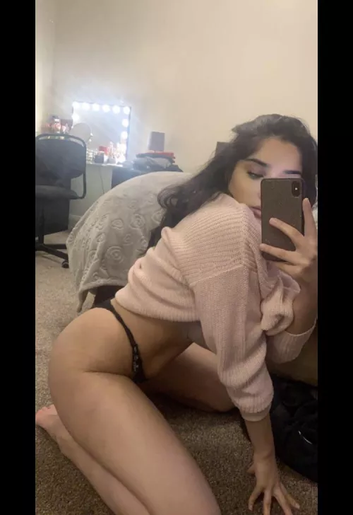 Saudi freak message for more 👅