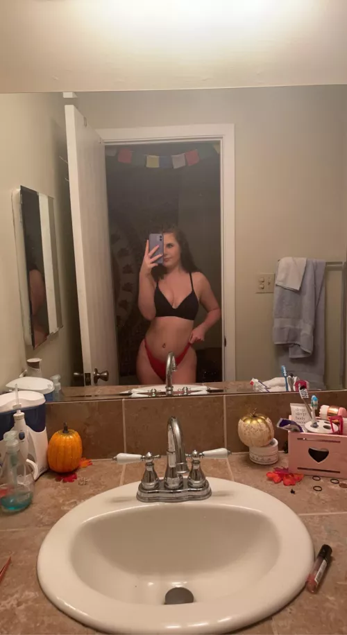Say hi if youβd fuck meβ¦ Iβm a 20 year old college student π
