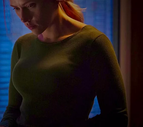 Scarlett Johansson big tits in Endgame