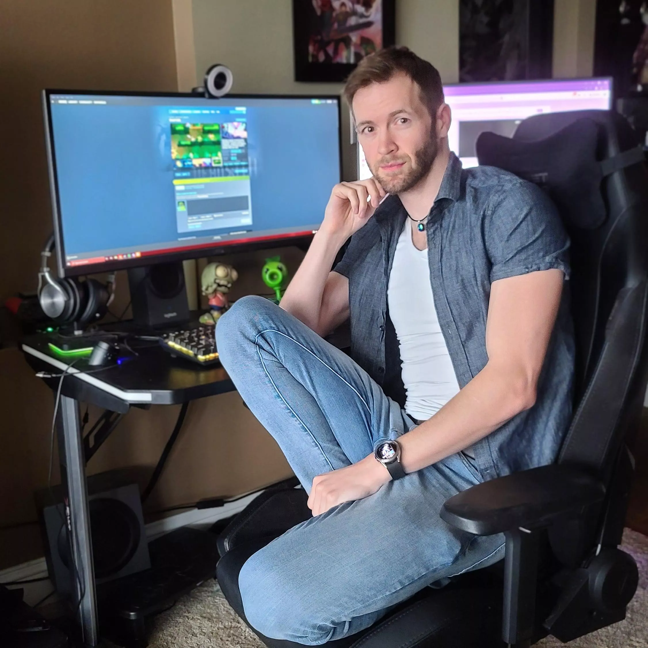 Second ever Twitch stream today! Is it normal to be so nervous...? 😂