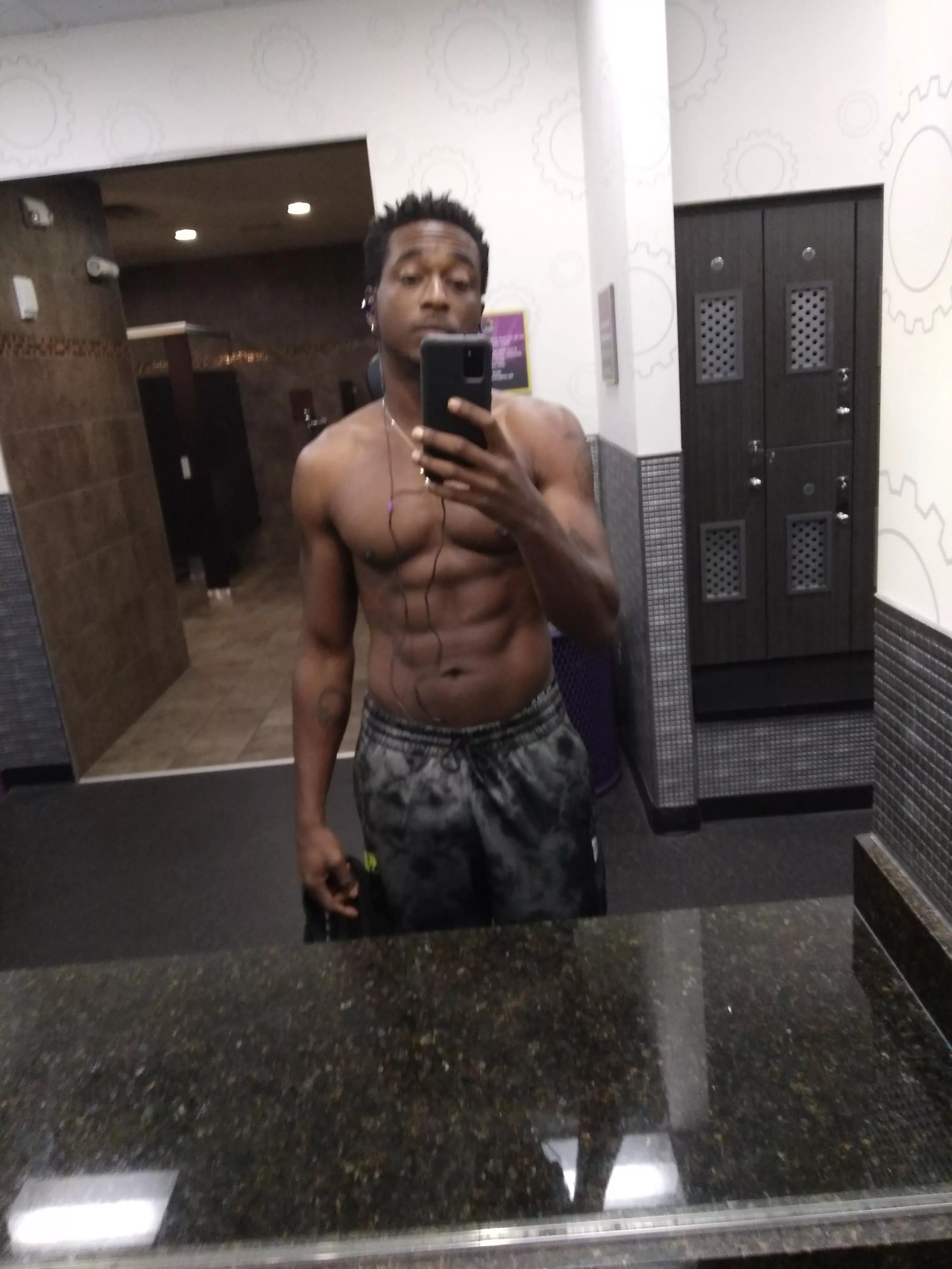 Selfie game still terrible