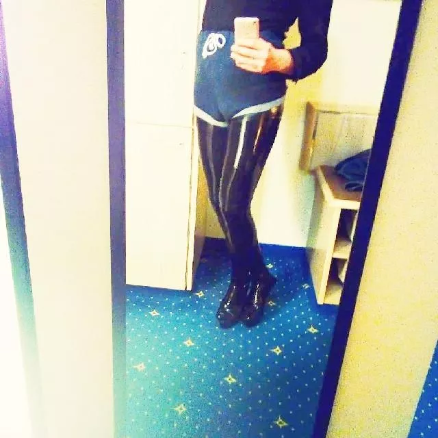Selfie with Latex and heels Selfie with Latex and heels