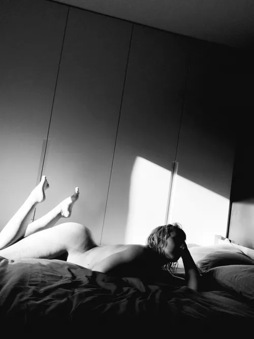 self-portrait in afternoon sunlight