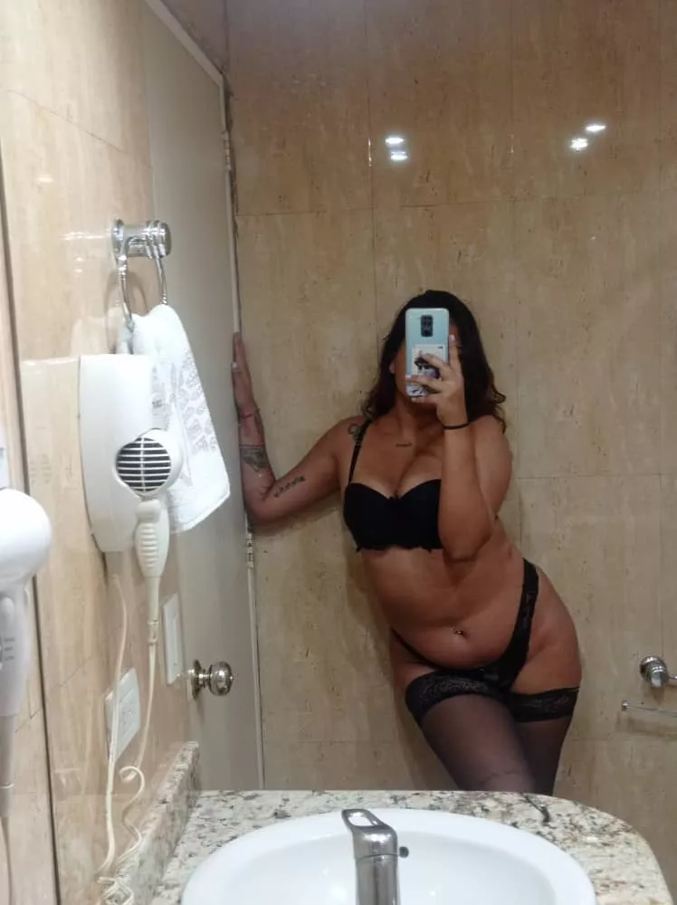 [selling] available for ✨Sext✨Cam✨Custom✨Fetish✨GFE ✨ add me on Kik: coquitocute20 // Snap: coquitocute20 ✨