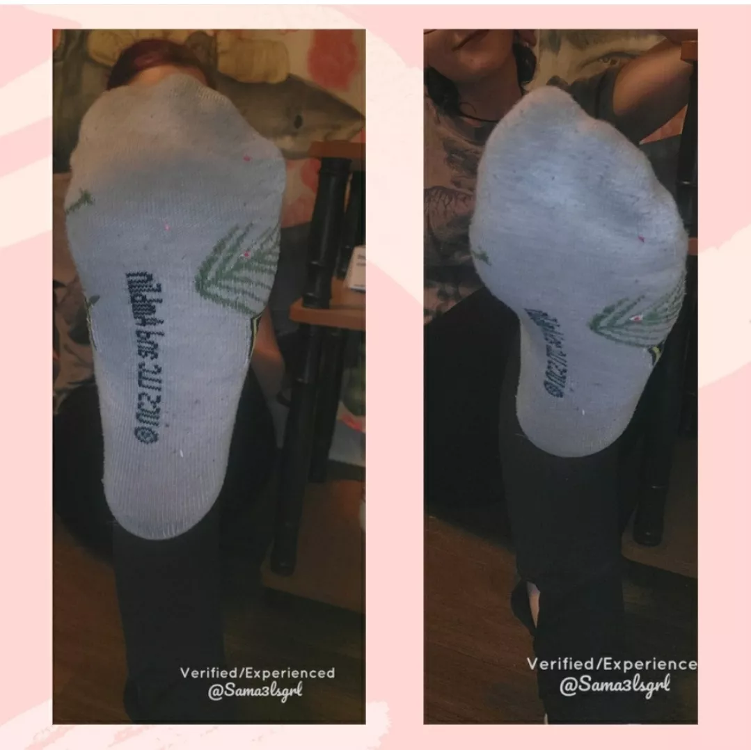 [SELLING] ☃️❄️ 🎄Available for wears!!🎄 🎁🖤🎁 ⛧Cum check me out!⛧ 👙Wearables 📸Digital Content 👸Hmu about my other services like Fetish Candy or my Subscription!