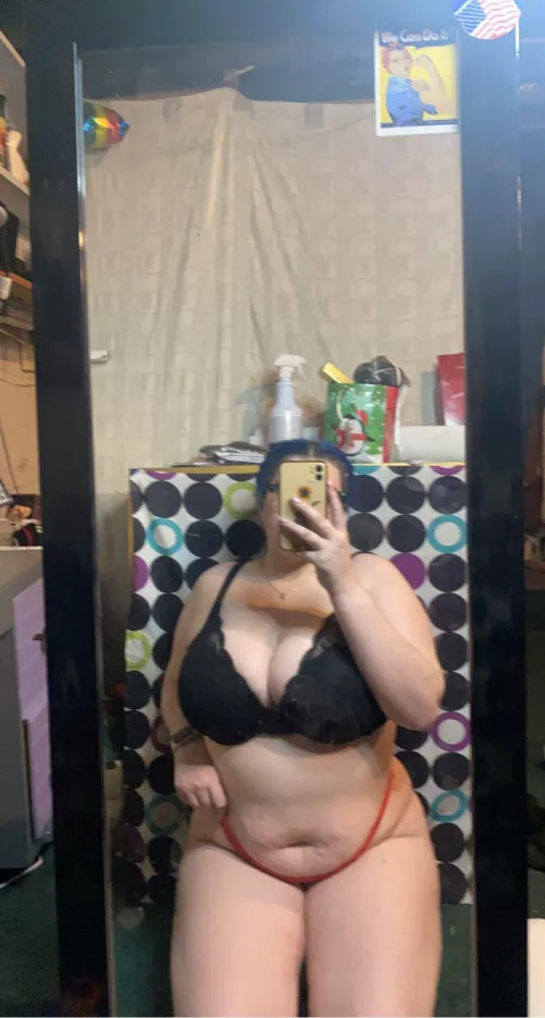 [SELLING] curvy 21yo f ready to be your naughty lil cumslut ☺️🌹 • GFE • sexting sessions • customs • dropbox link • premium • and more •🌹 $$CASHAPP/PAYPAL/SKRILL/GOOGLE PAY$$ ❤️‍🔥 ✨NO CAM. OR MEETS✨ k i k : jaylynbaby