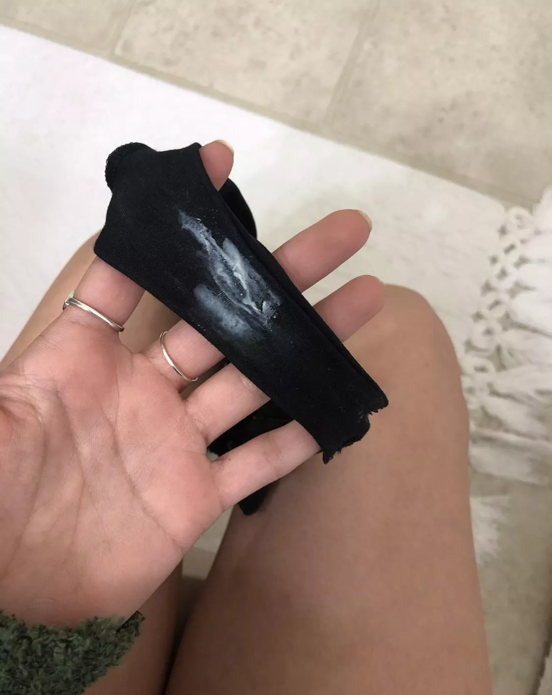 [Selling] I’ll make them real creamy for you. 💦👅 Kik: zoeyryder4