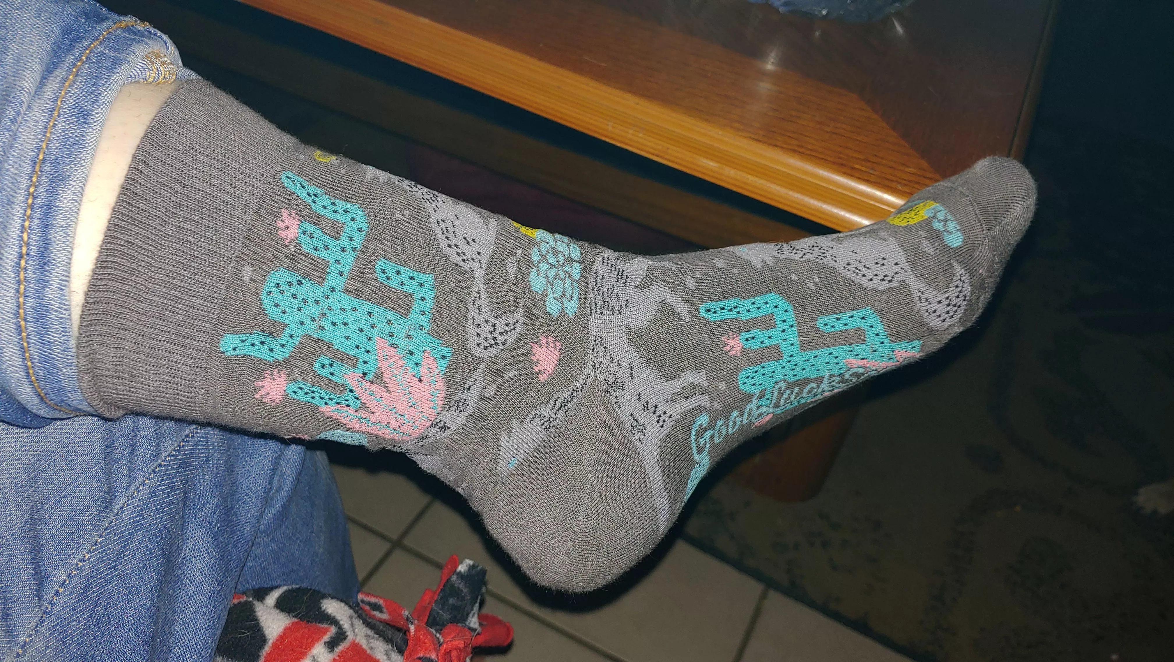 [SELLING] Sweaty post-hike socks, drying now and available tomorrow morning.