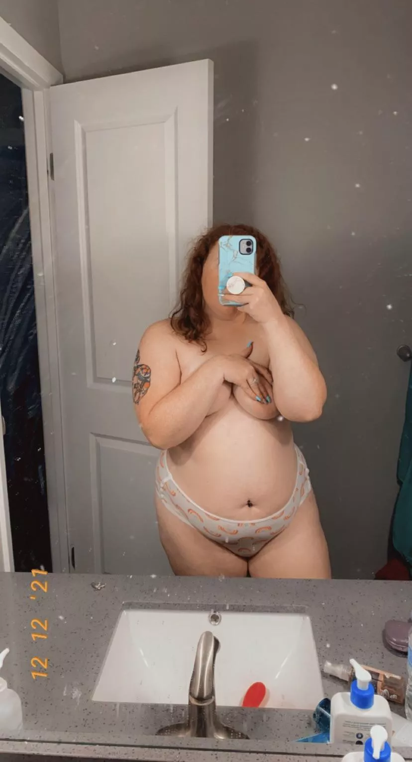 [SELLING] thicker than a snicker❤️ pics, vids, sexting, GFE, dropbox(3,300 items), panties, premium, OF KlK: ctrlr / SC: bunnybabesred