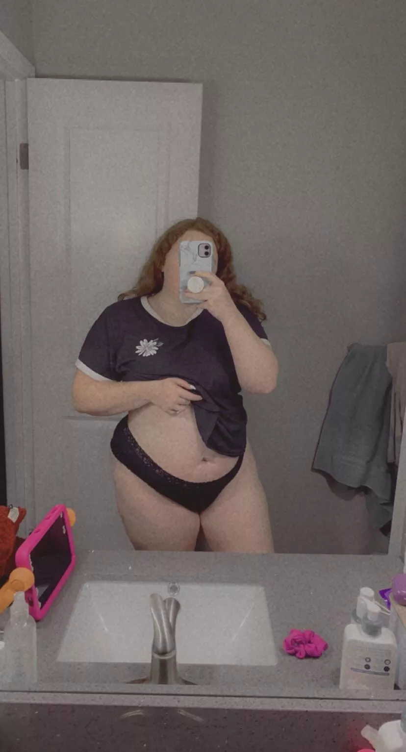 [SELLING] tummy🥰❤️ pics, vids, sexting, GFE, dropbox(3,300+ items), panties, premium, OF, etc. KlK: ctrlr / SC: bunnybabesred