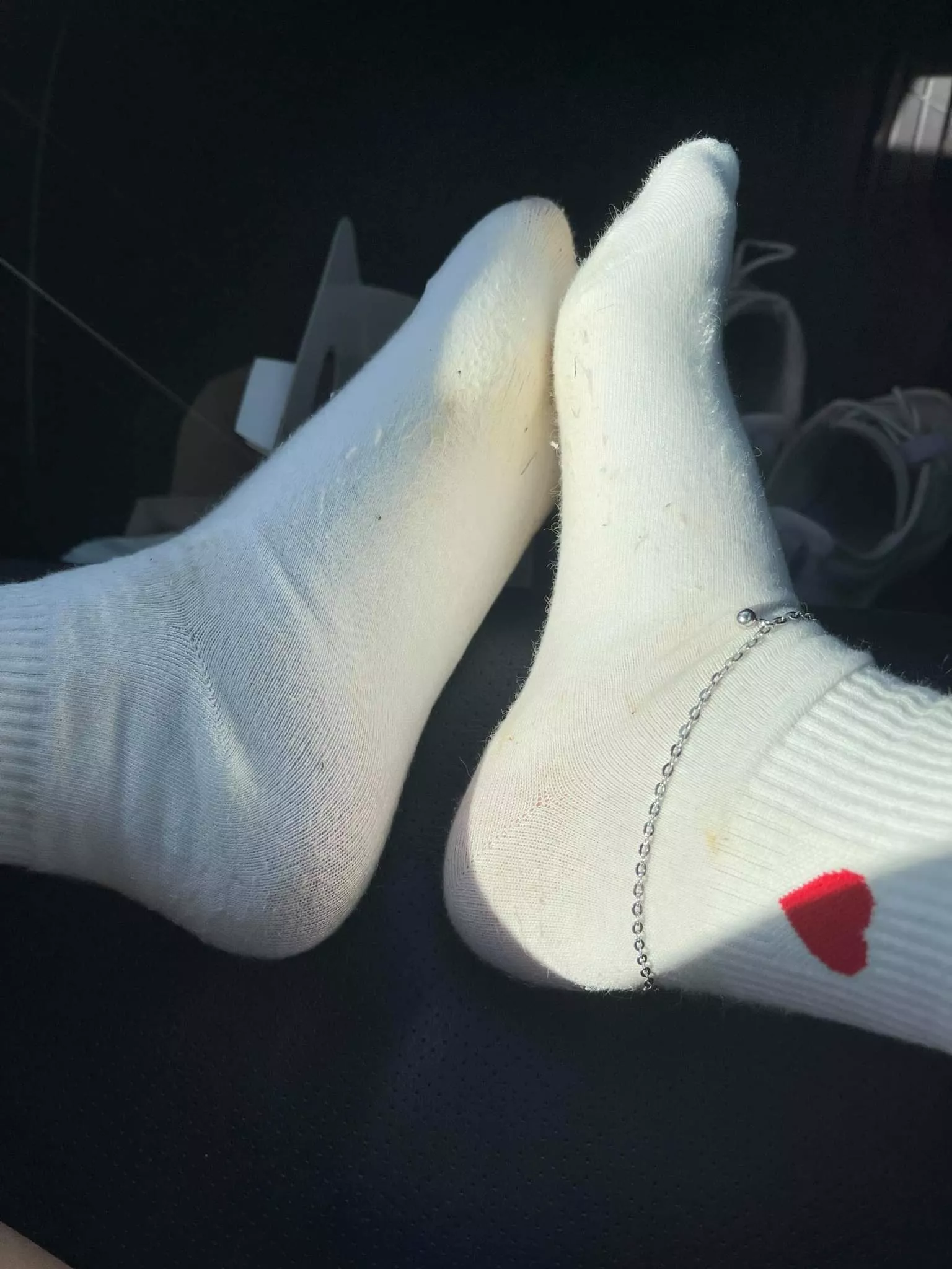 [Selling][US] Happy Thursday 💜 Treat yourself to a pair of my smelly socks 💜