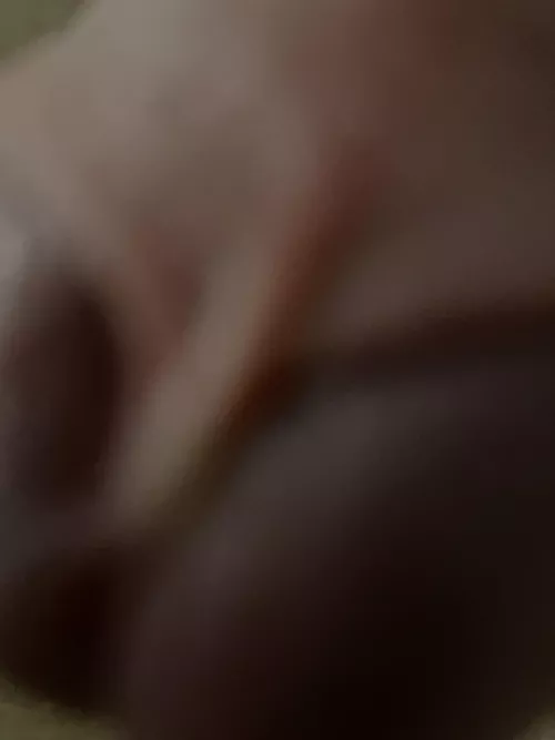 Send me your cock pics my dms are open