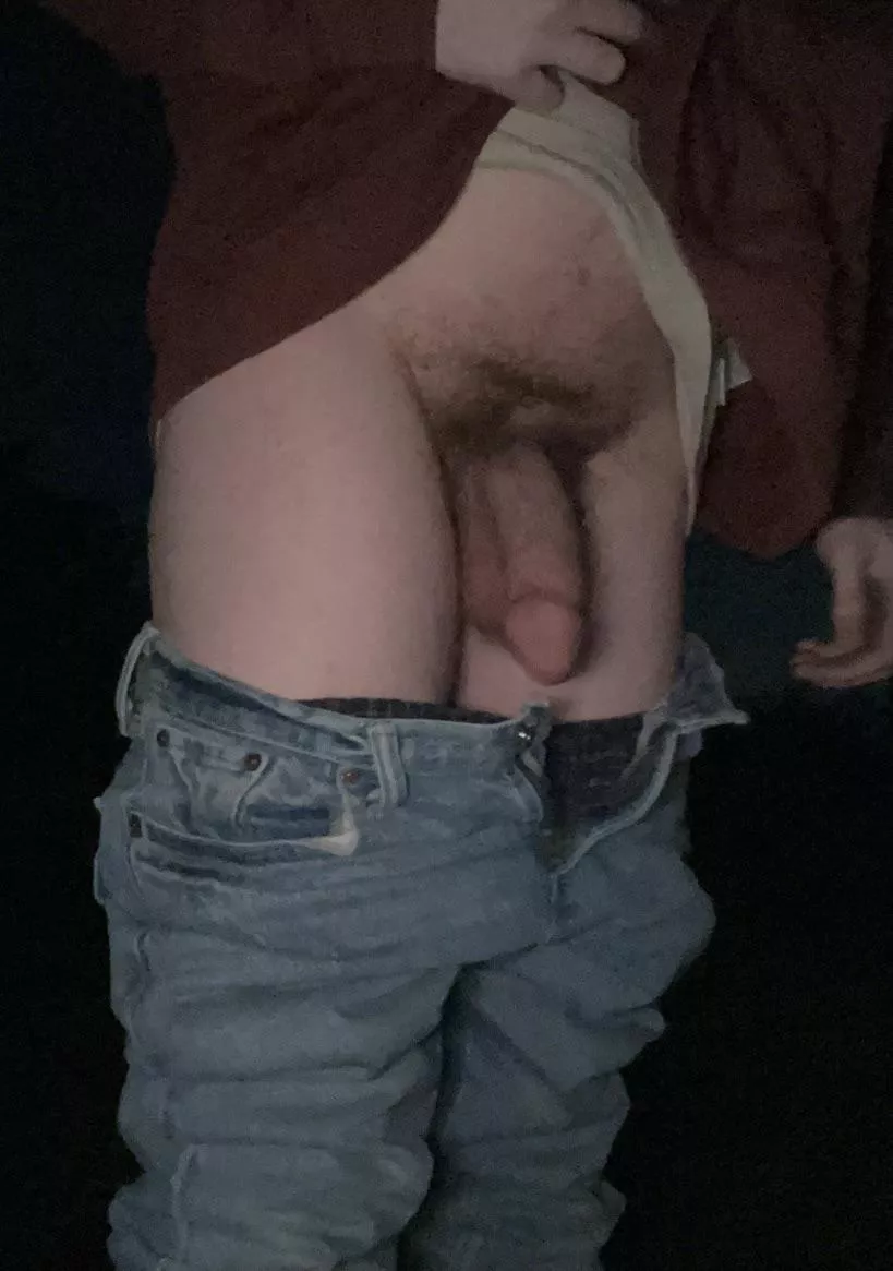 send sum to make it stand up. girls much appreciated