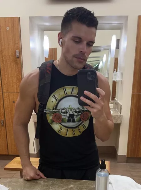 Send your workout playlist π€π½