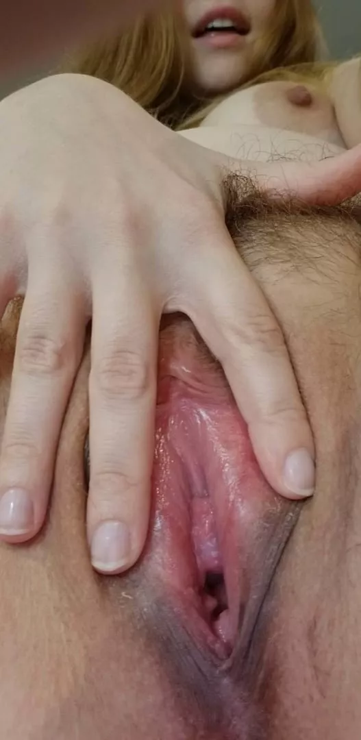 Sending a masturbating video to every guy that upvotes ☺️ (My auto reply is on)snap/ nelson21725