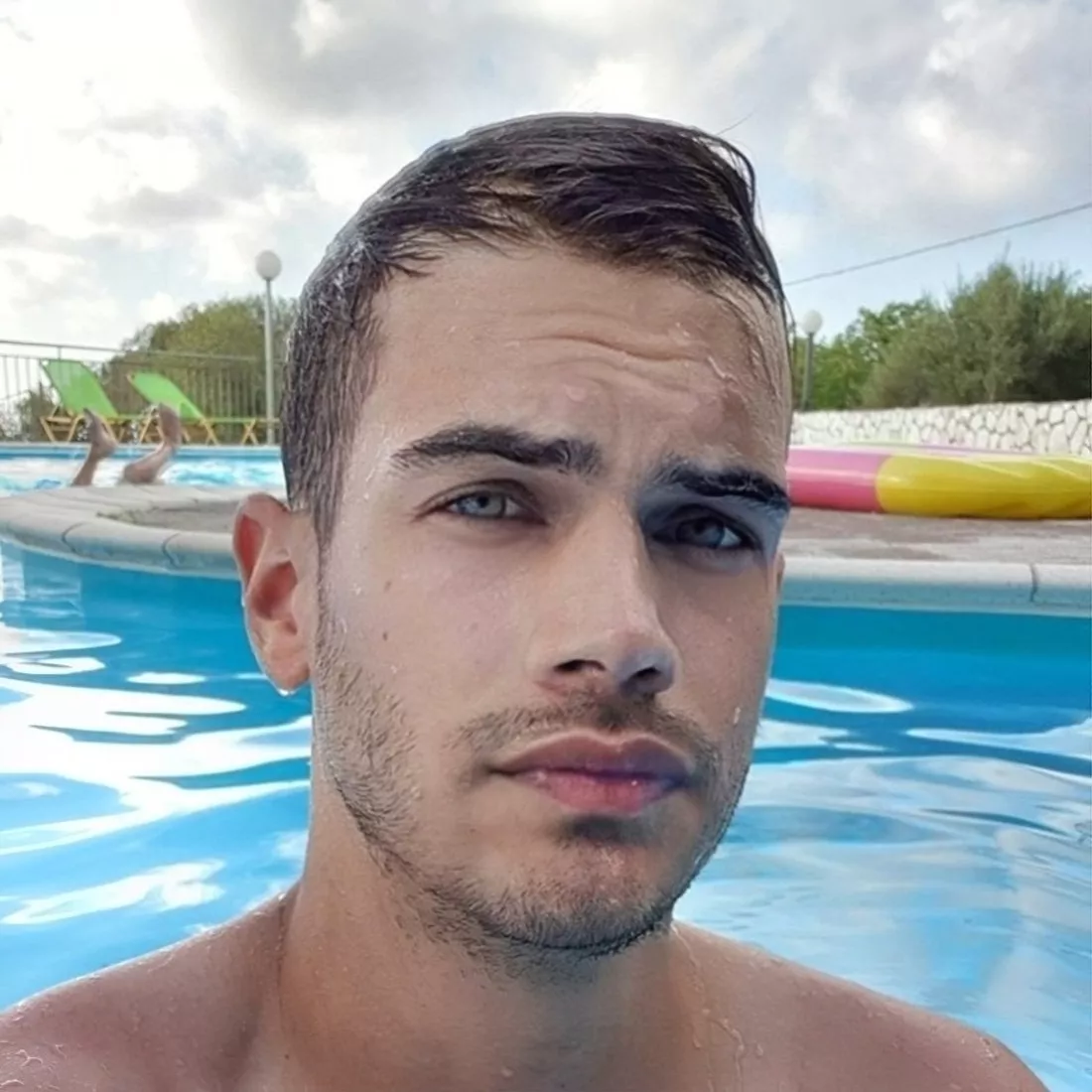 Sending some summer vibes on a rainy sunday.