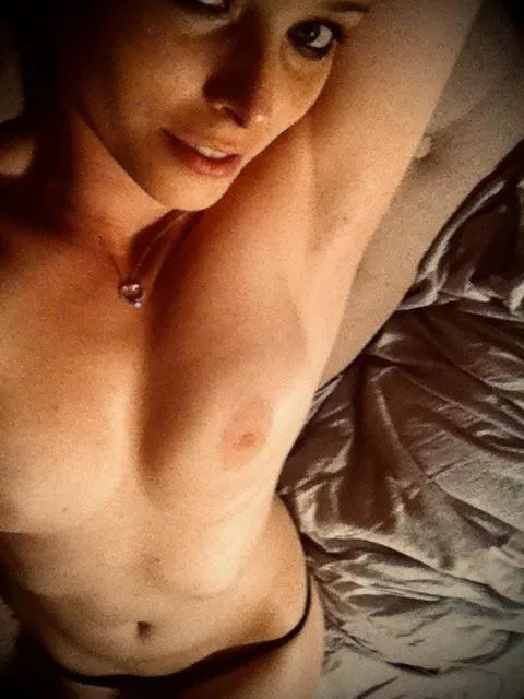 Sent this to hubby while he was at work. Anyone else want me to send you pics like this? F33 Sent this to hubby while he was at work. Anyone else want me to send you pics like this? F33