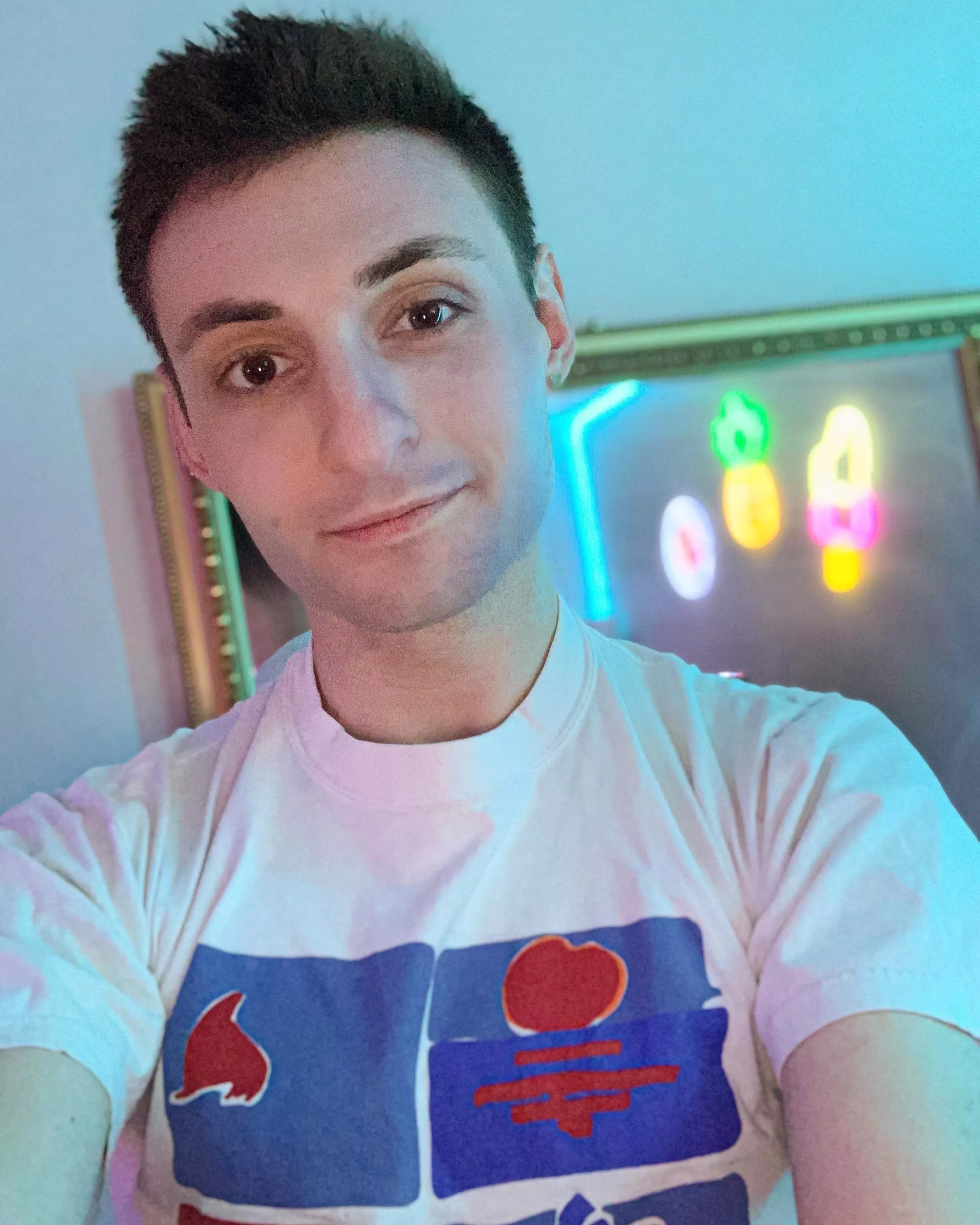 Set up these neons and RGBs for my game room 😍