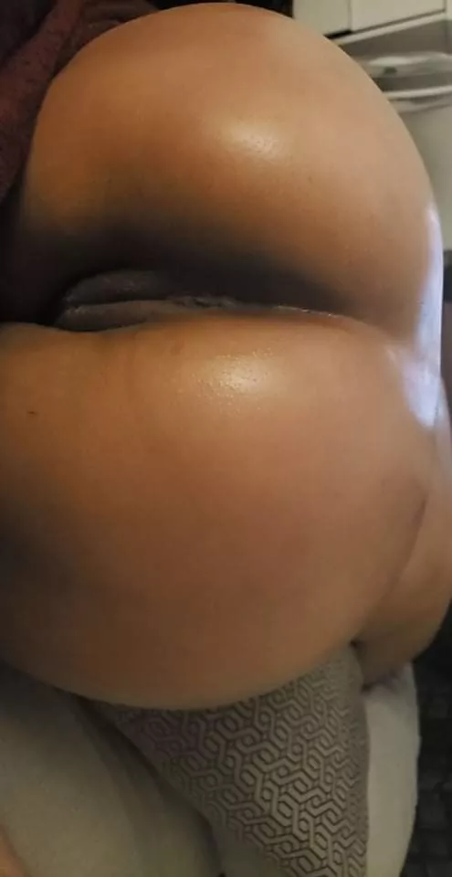 Sexy hotwife (f) 🍑