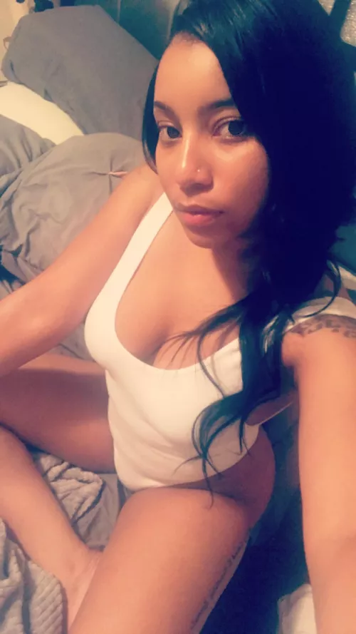 Sexy light skin joint