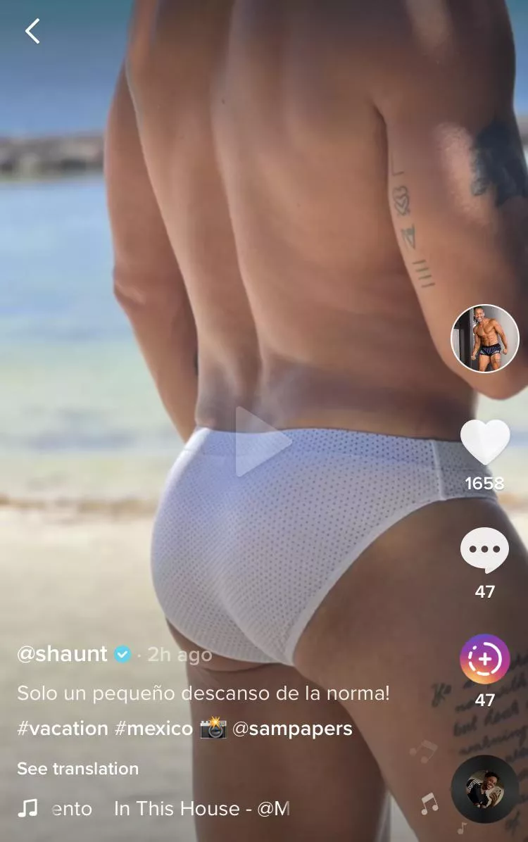 Shaun T on vacation 👌🏻