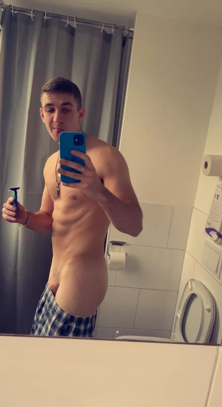 Shaving time π