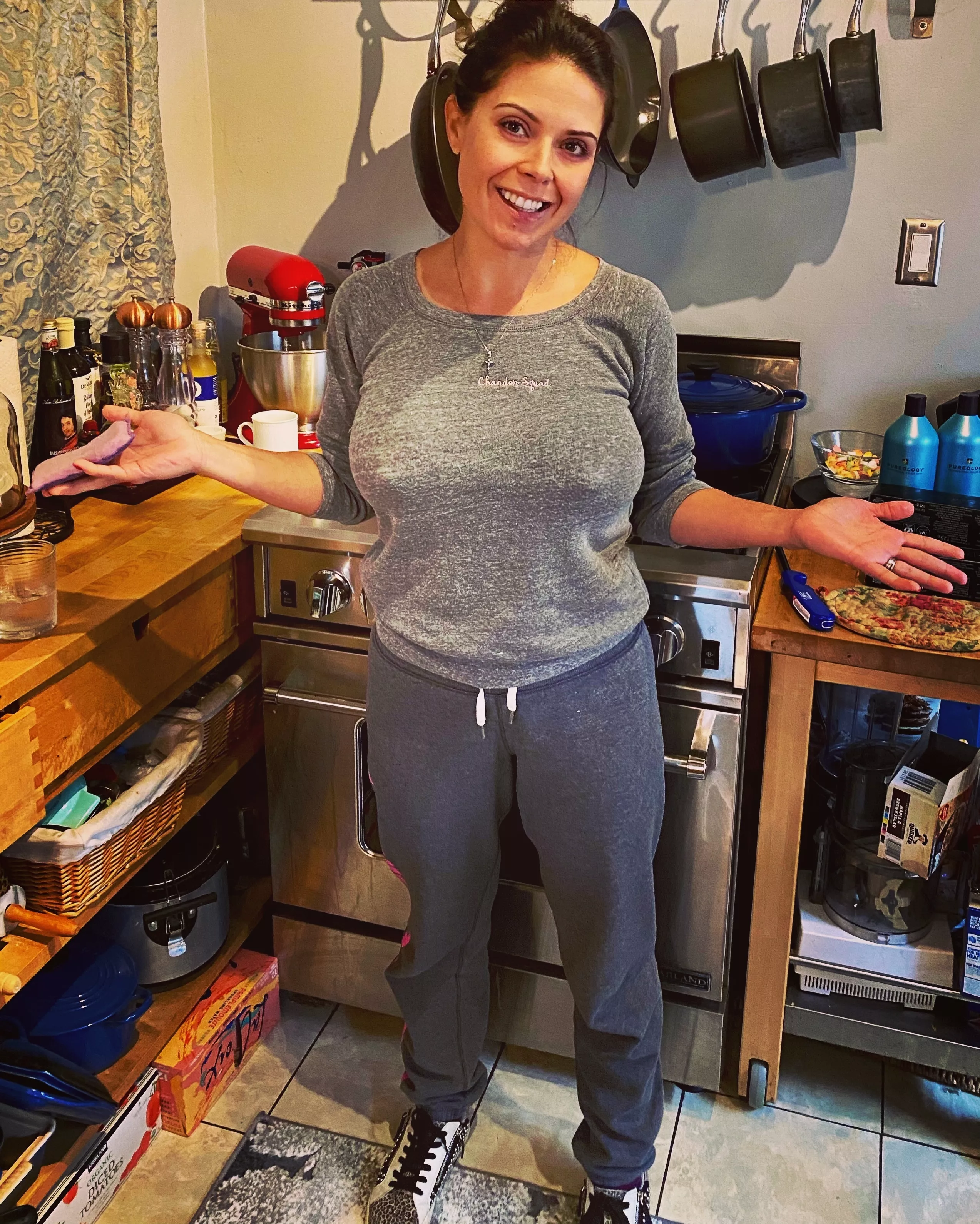 She acts all good house-wife-y, but don't be fooled. That's how she gets you. Her innocent act She acts all good house-wife-y, but don't be fooled. That's how she gets you. Her innocent act