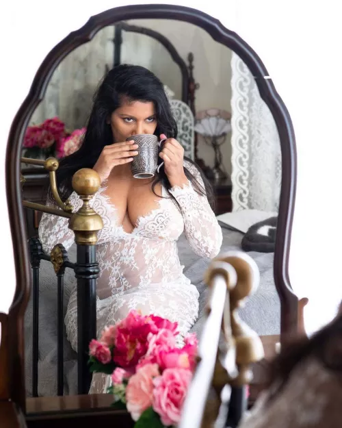 She is soooooo beautiful 💗💗💗