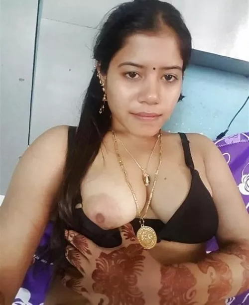 She just stuck them out. Can she be made to pass out with repeated š¦ and BJ?