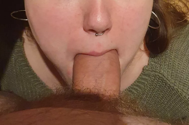 She loves a mouthful [F][M]