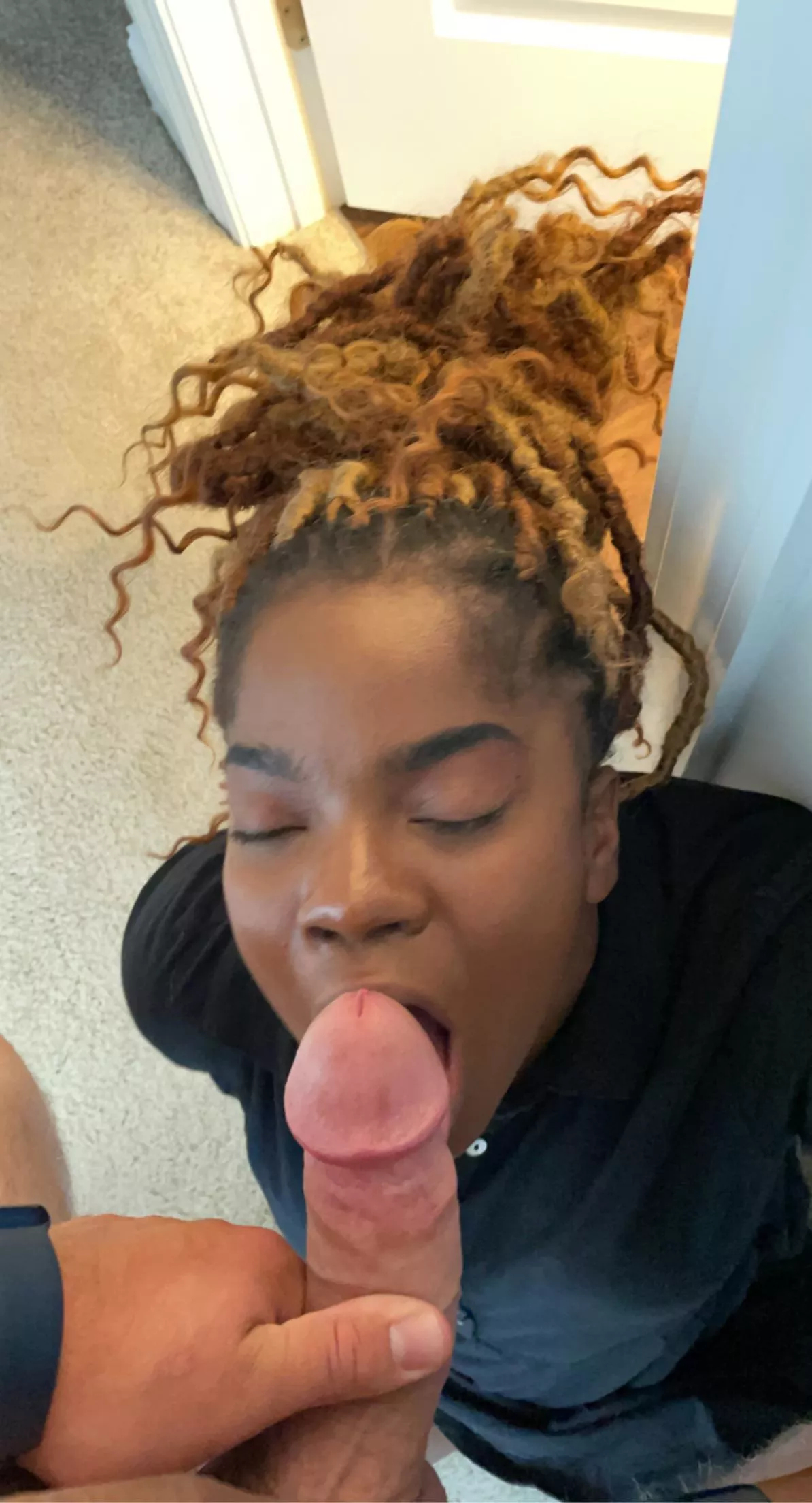 She loves it She loves it