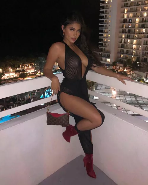 She loves when they're looking