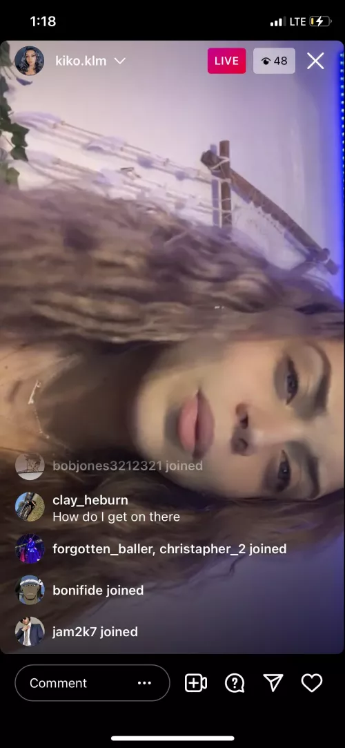 She said for 700 she’ll flash guys