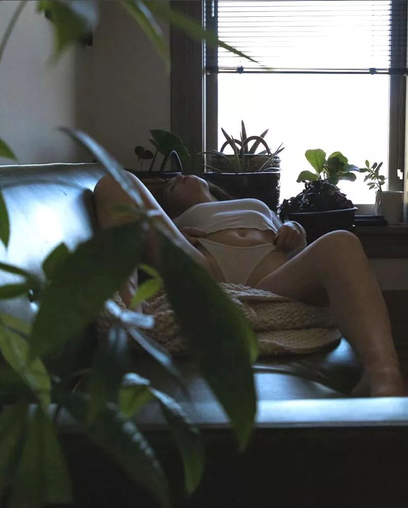 She’s getting all artsy now [IG]