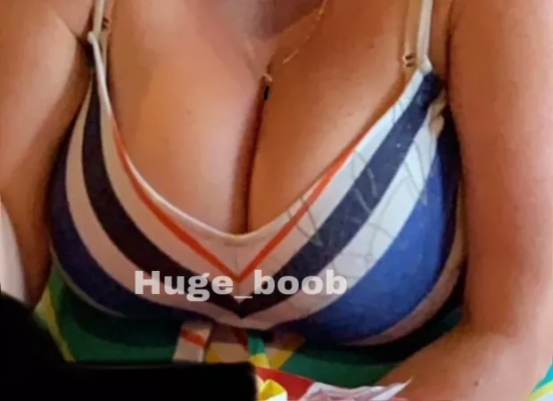 She’s got some big fat ones 🥛🥛. Who likes big fat tits ?