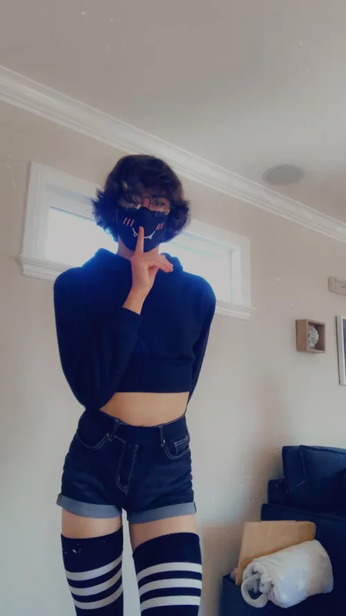 shhhh, this is a library, we can kiss later~