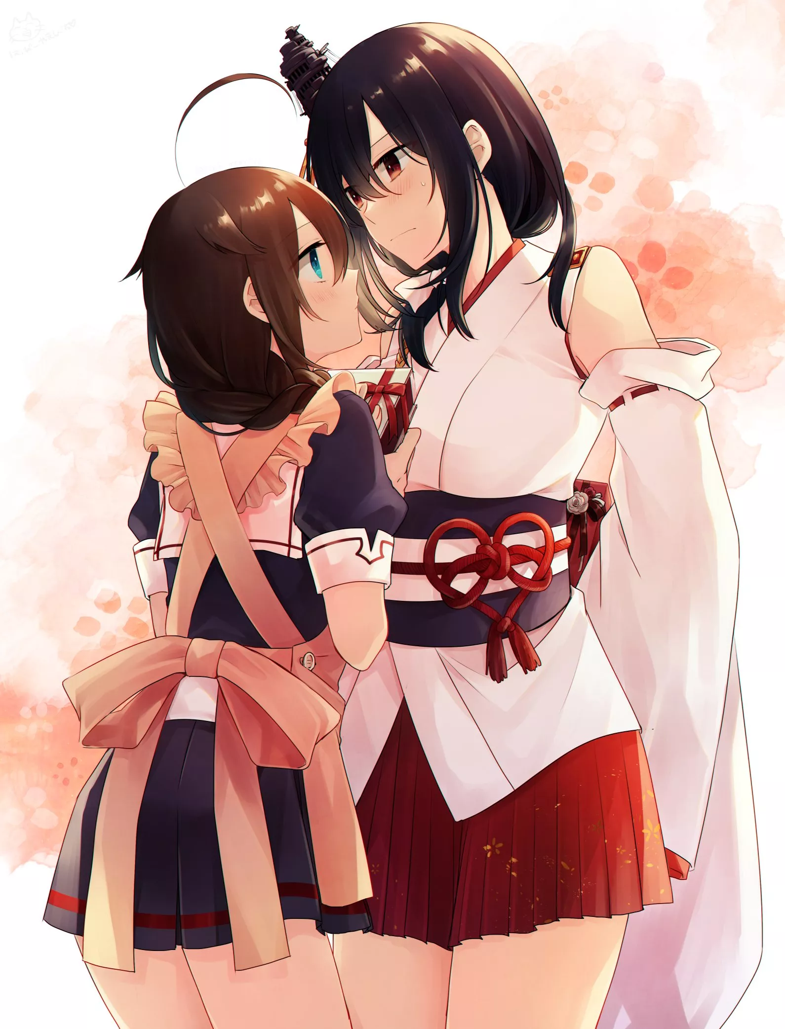 Shigure and Yamashiro exchanging gifts (Momoiro) [KanColle]