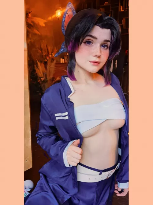 Shinobu Kocho by Neyrodesu