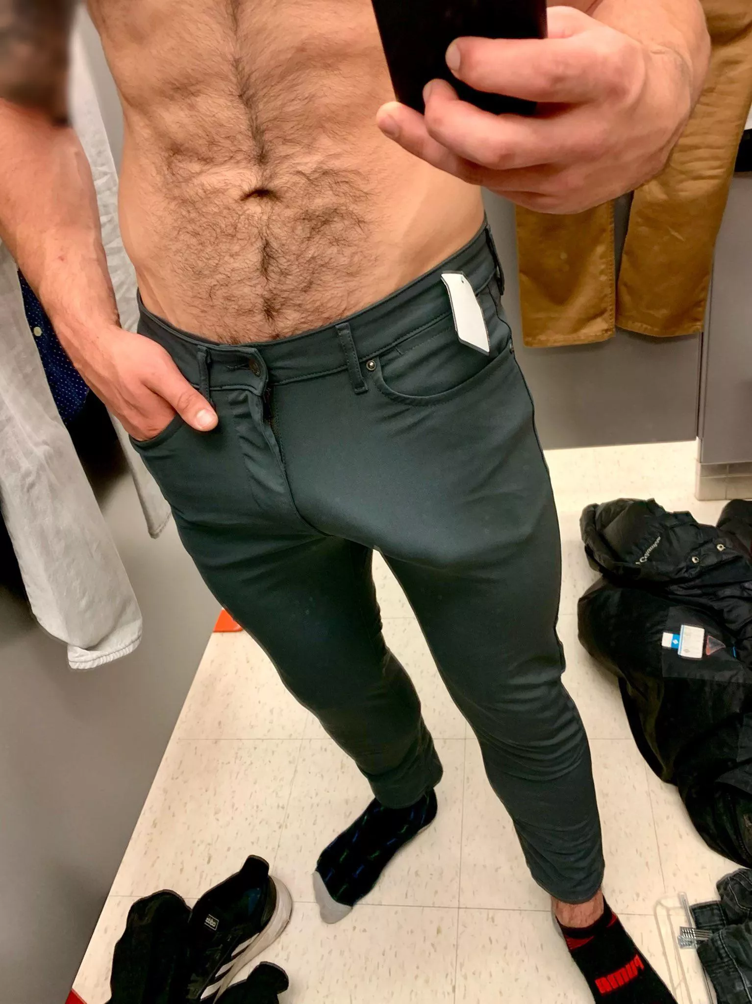 Shopping for new pants 👖