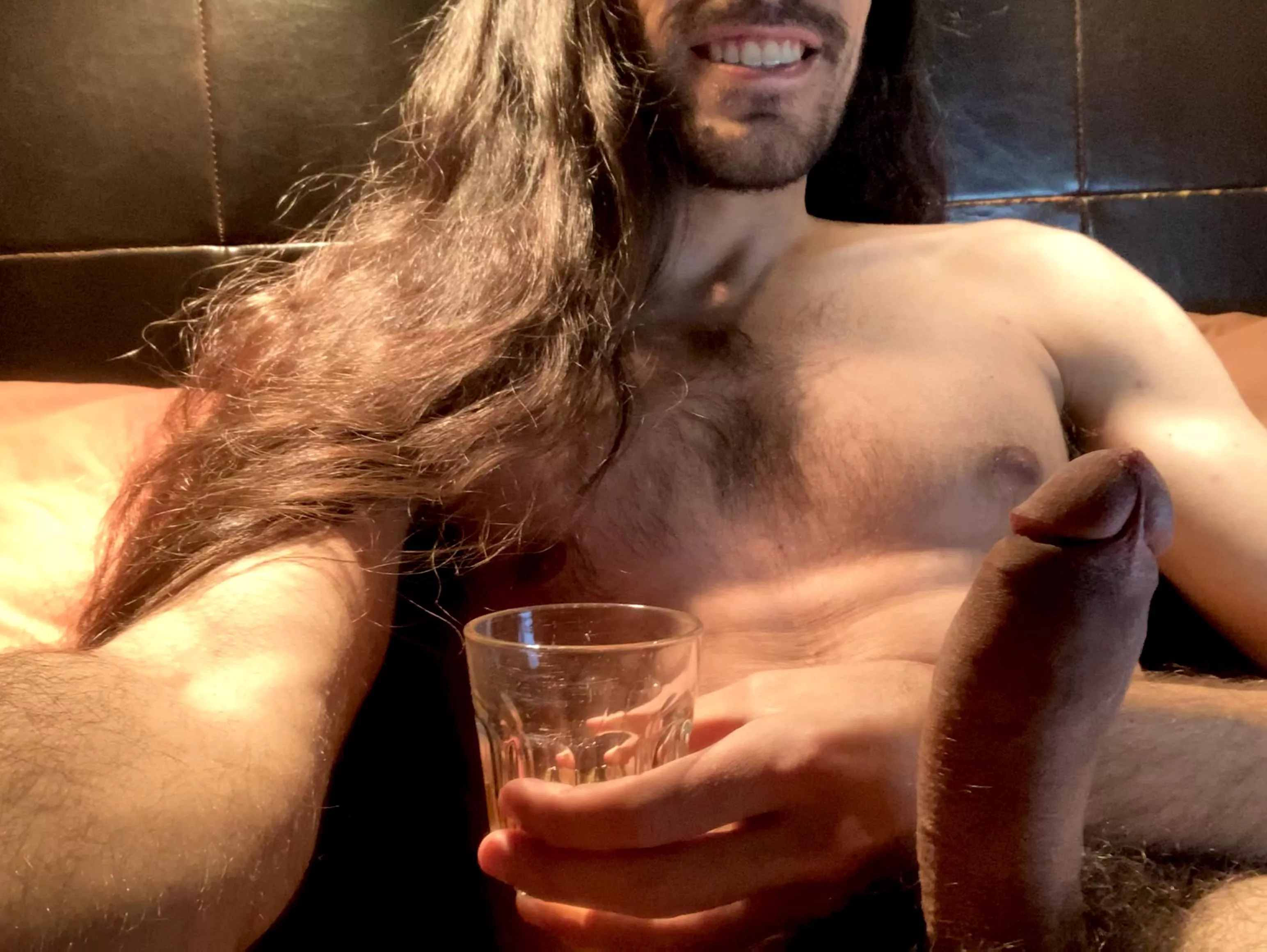 Short beard, long - uhm - everything else? Short beard, long - uhm - everything else?