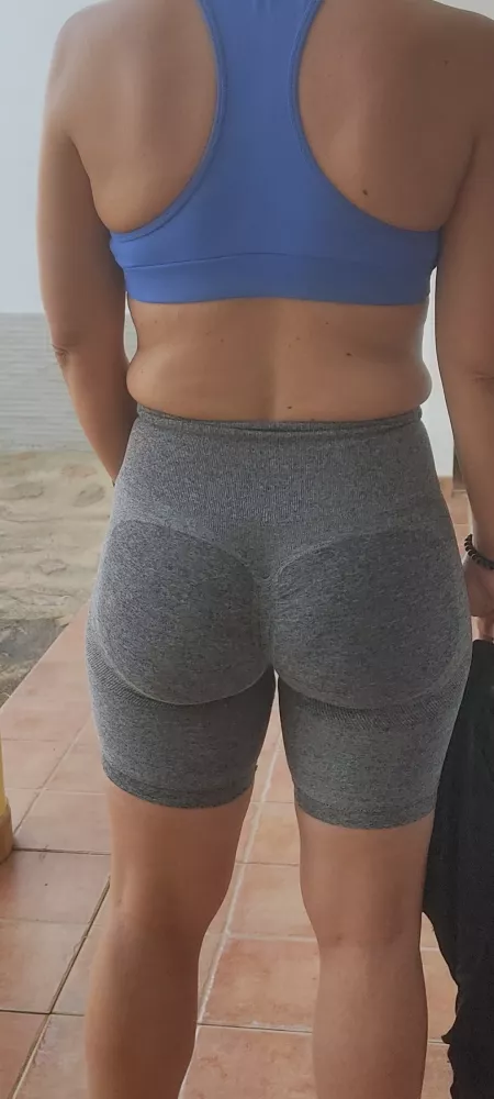 Short leggings