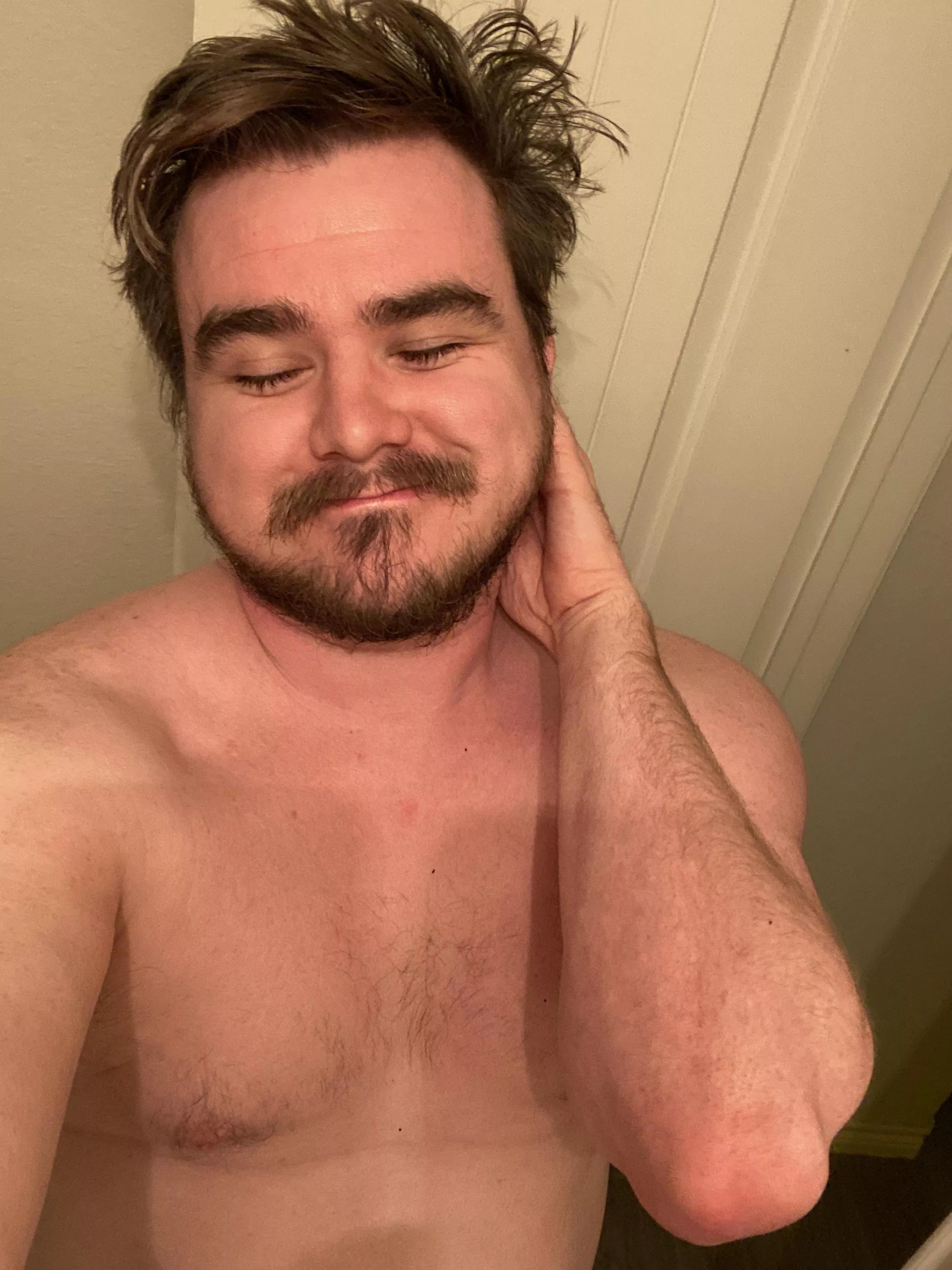 short work week makes for a happy man ππ¦ short work week makes for a happy man ππ¦