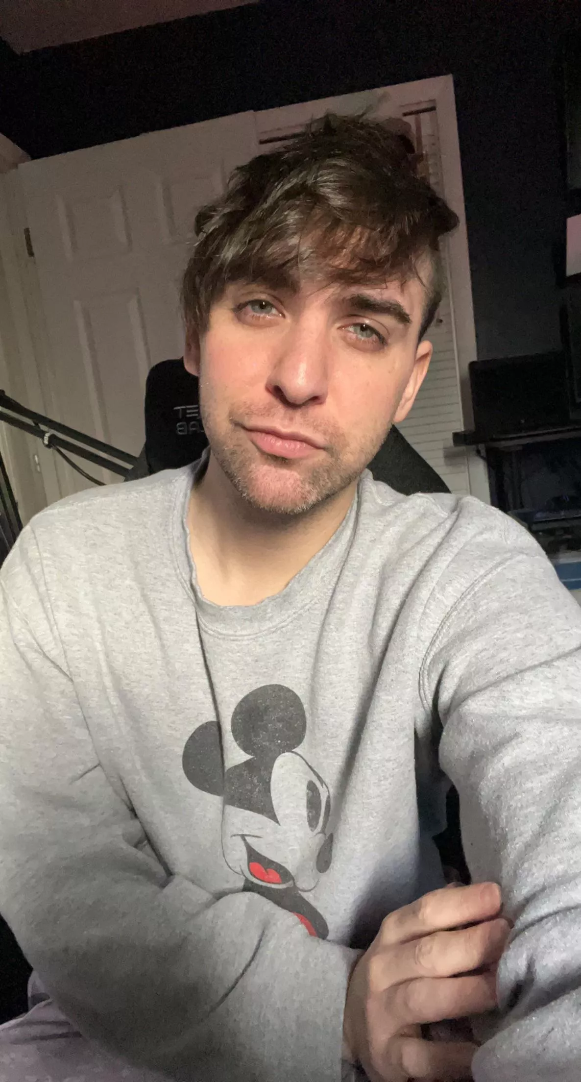 Should be cleaning, but ended up playing Minecraft… 😅 Should be cleaning, but ended up playing Minecraft… 😅